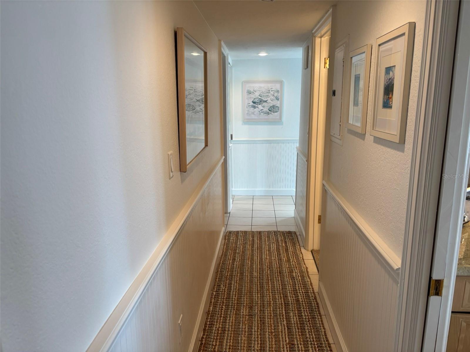 Image 18 of 21 For 6039 Peppertree Way 222