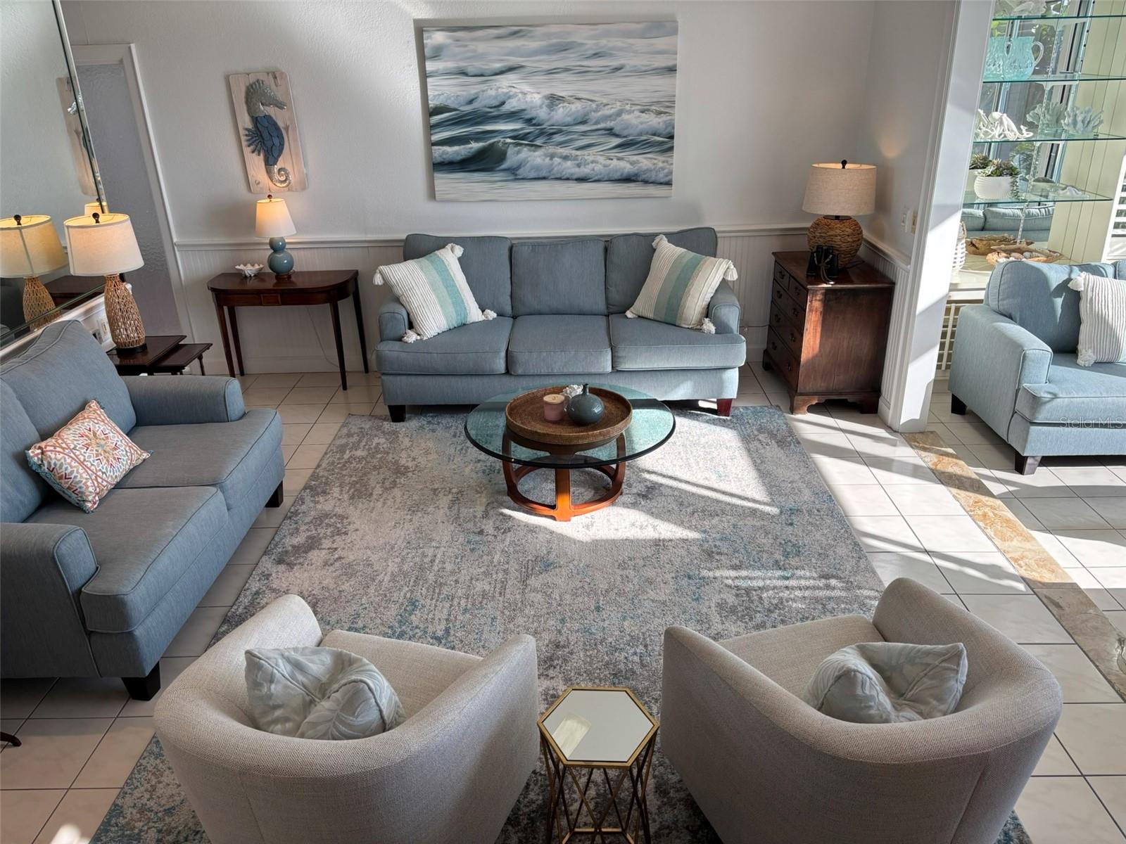 Image 6 of 21 For 6039 Peppertree Way 222