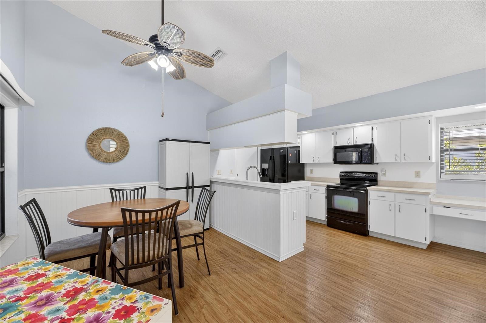 Image 12 of 46 For 205 Linger Lane