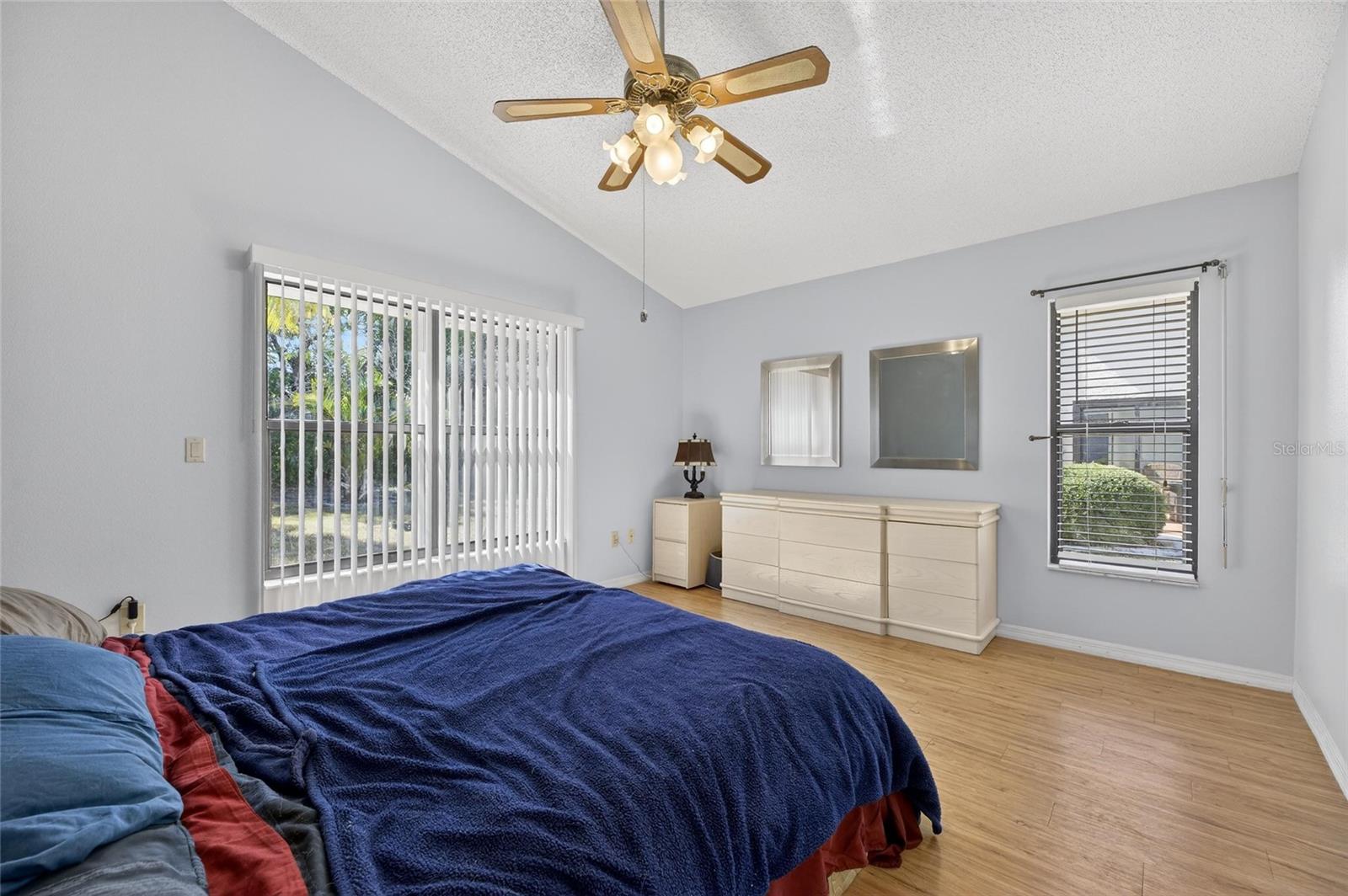 Image 22 of 46 For 205 Linger Lane