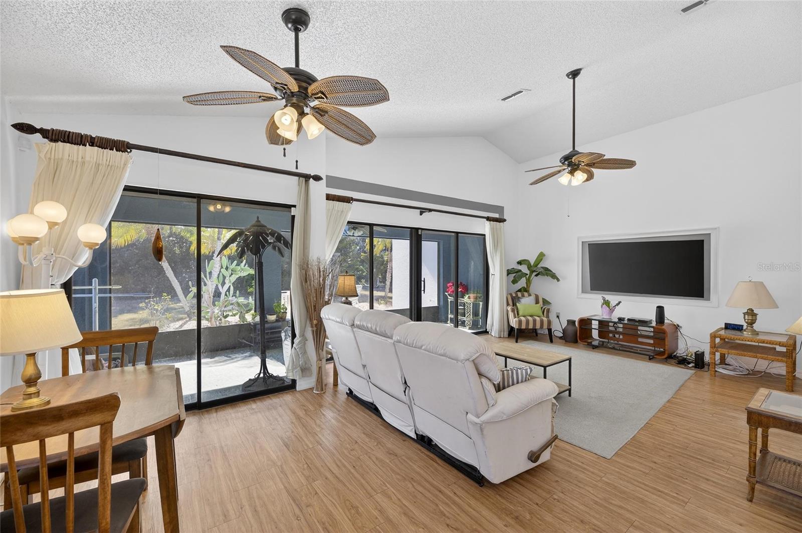 Image 9 of 46 For 205 Linger Lane