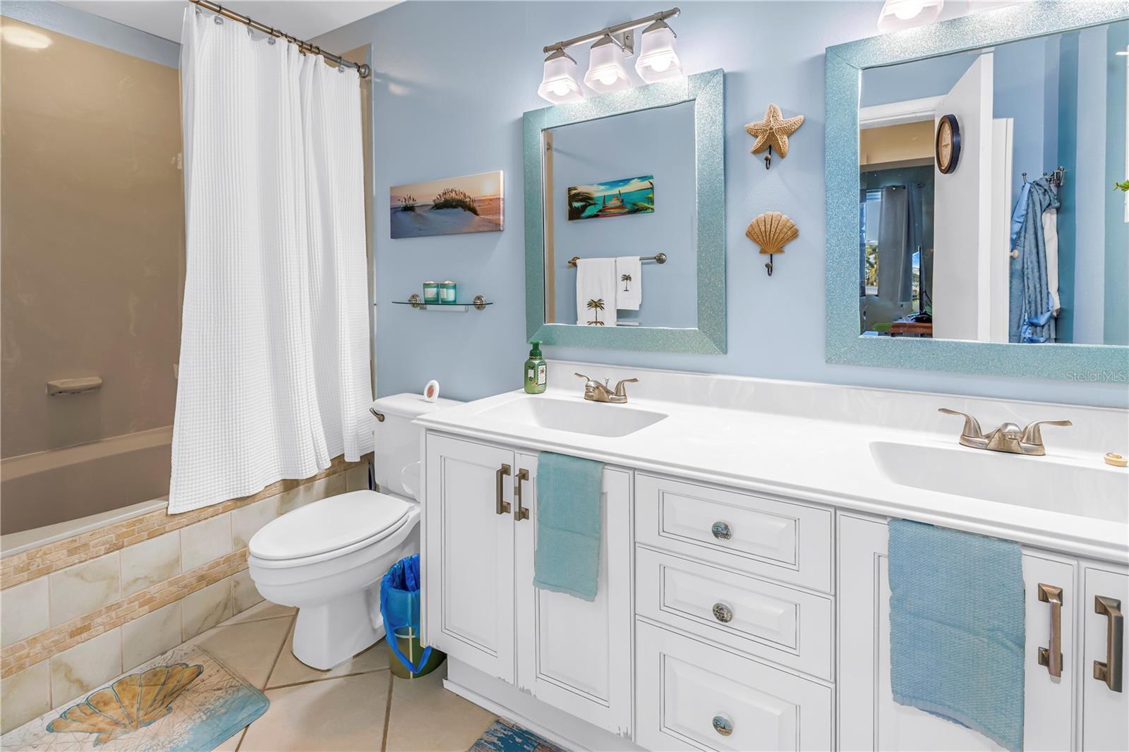 Image 18 of 32 For 6080 Bahia Del Mar Circle 212