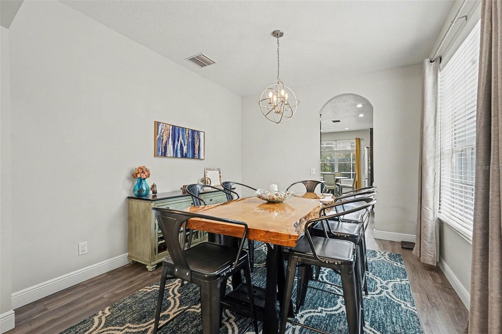 Image 10 of 39 For 1952 Fruitridge Street