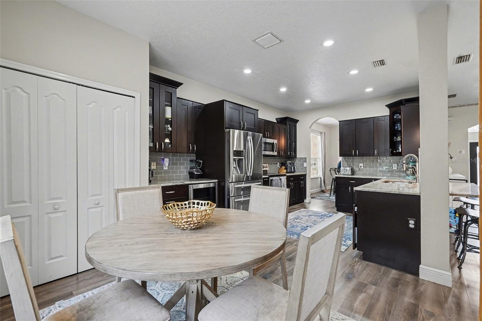 Image 13 of 39 For 1952 Fruitridge Street