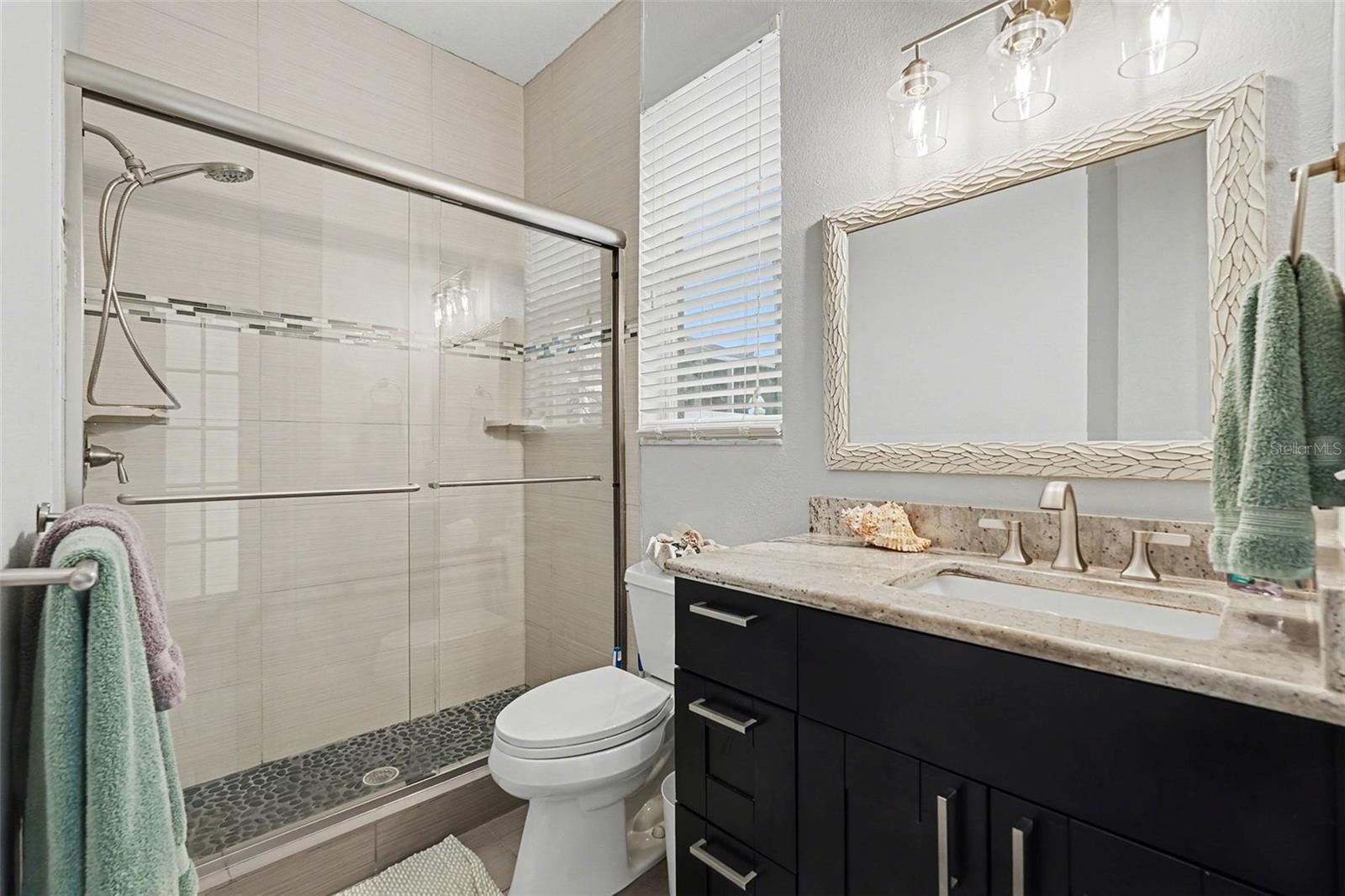 Image 17 of 39 For 1952 Fruitridge Street