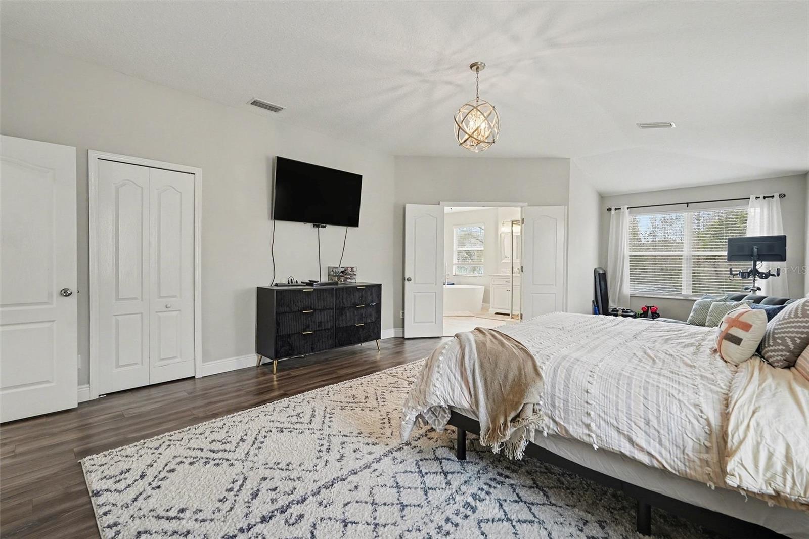 Image 22 of 39 For 1952 Fruitridge Street