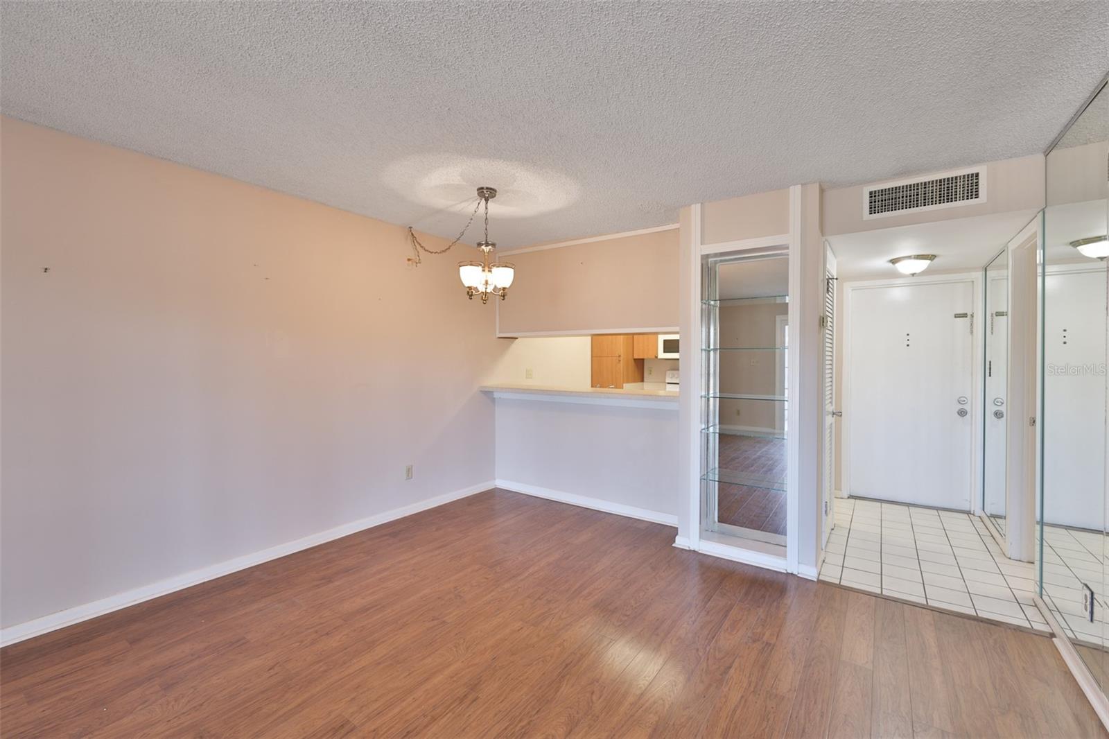 Image 14 of 32 For 13626 Greenfield Drive 205