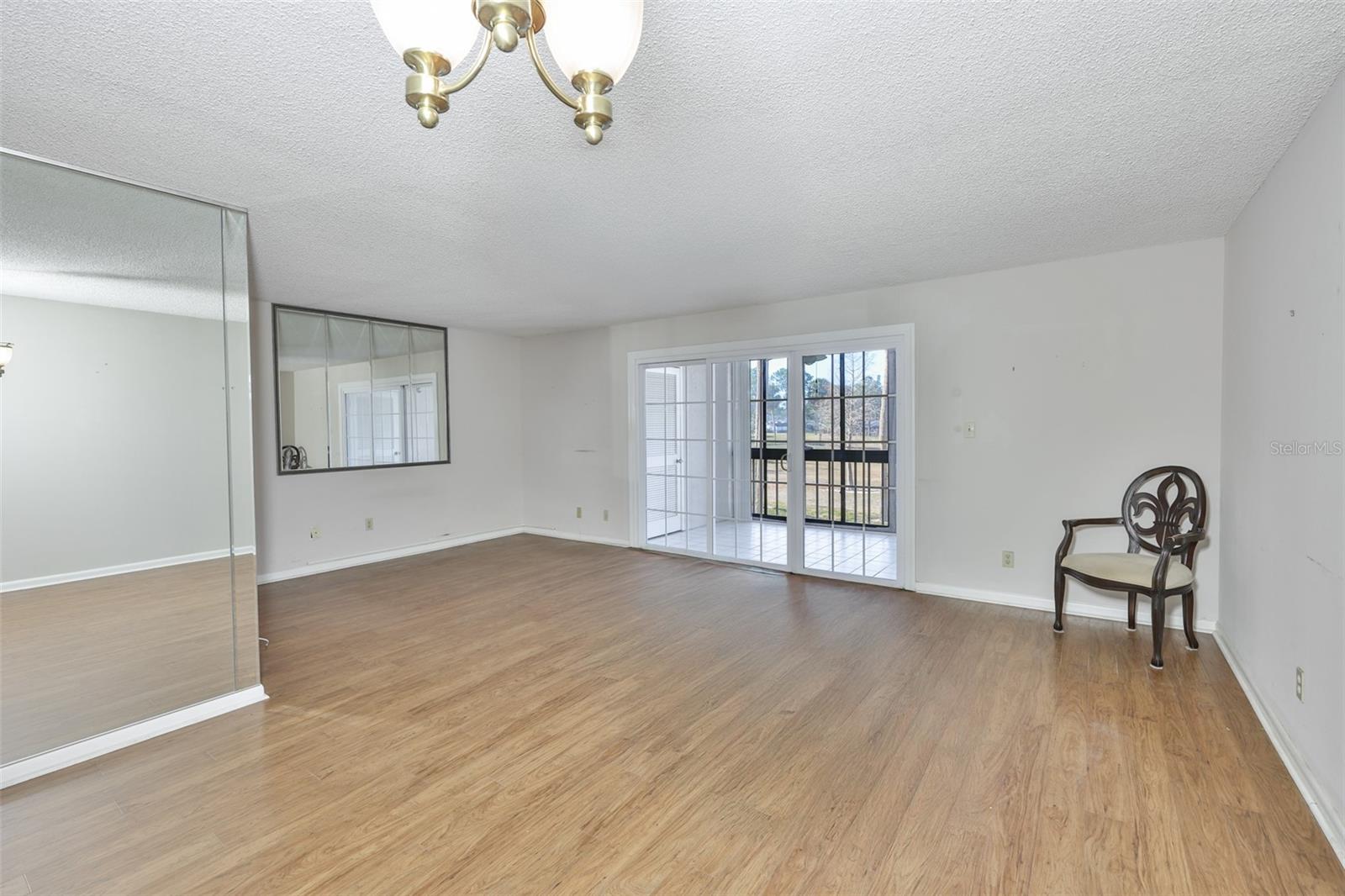 Image 15 of 32 For 13626 Greenfield Drive 205