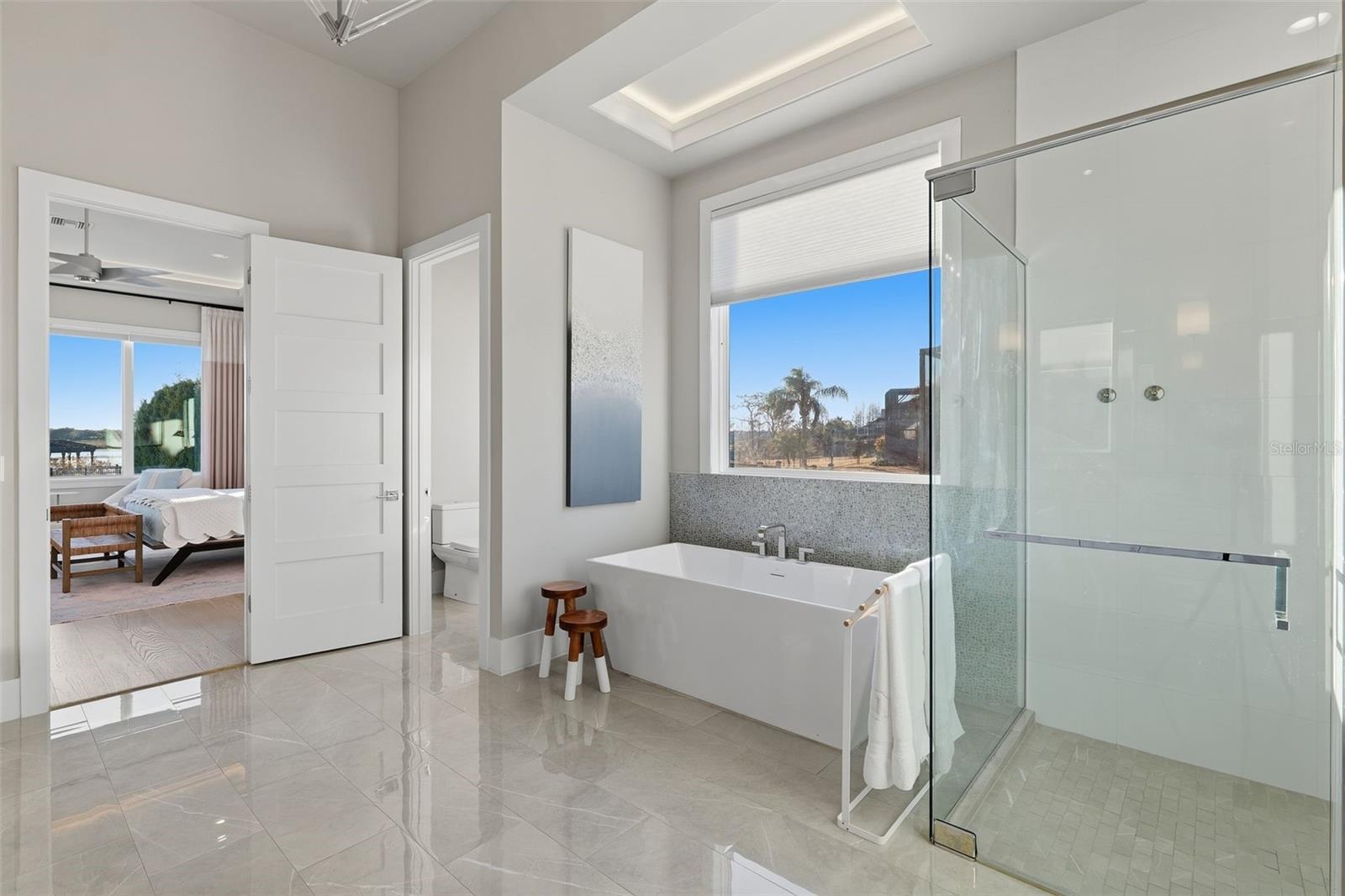 Image 36 of 81 For 14730 Avenue Of The Rushes