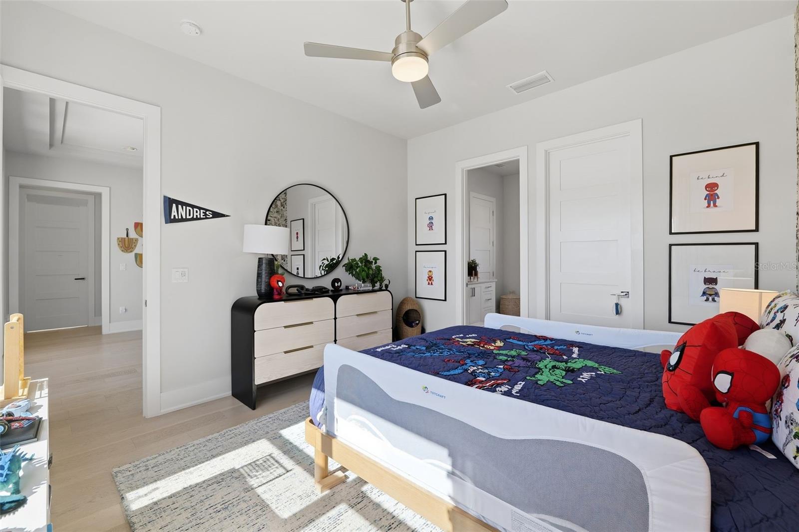 Image 45 of 81 For 14730 Avenue Of The Rushes