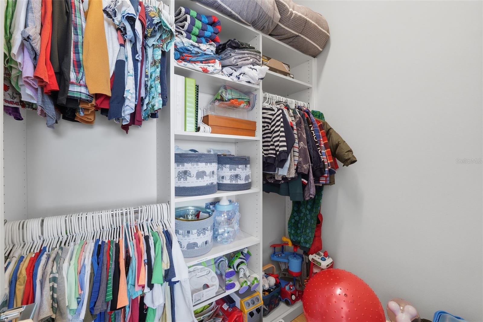 Image 46 of 81 For 14730 Avenue Of The Rushes