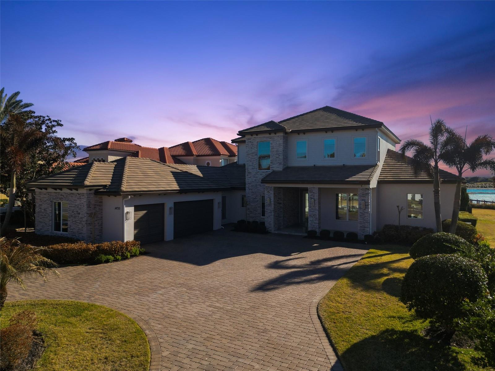 Image 67 of 81 For 14730 Avenue Of The Rushes