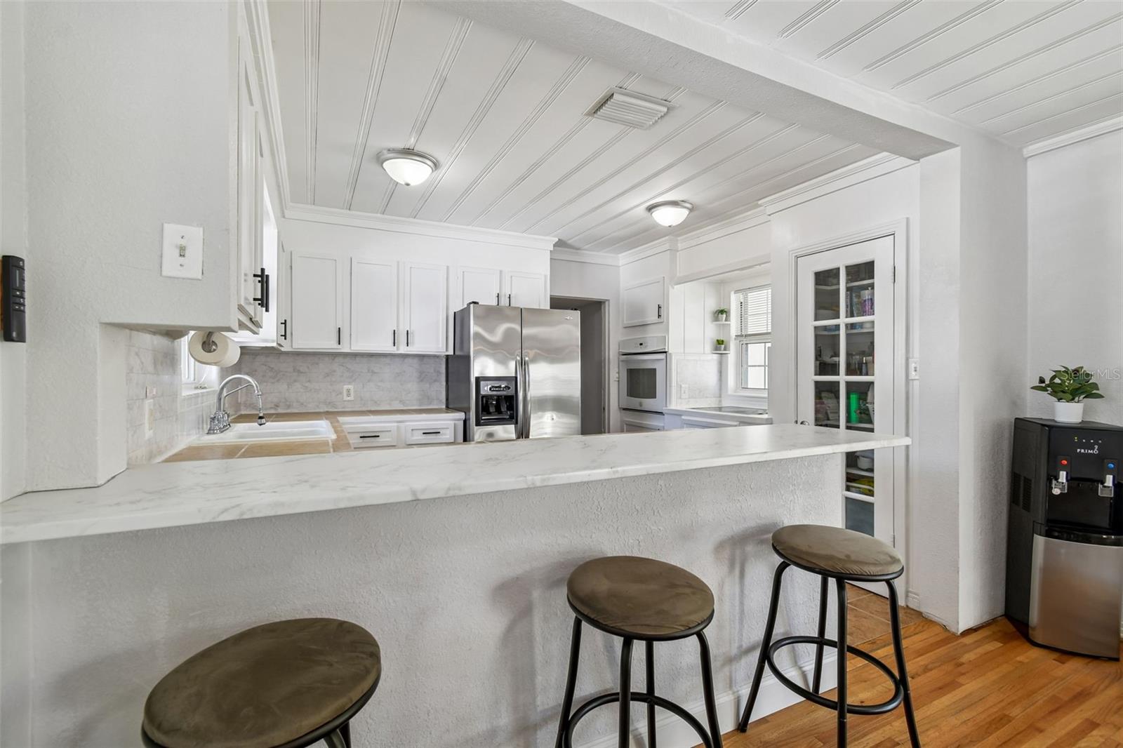 Image 21 of 70 For 2109 Oakland Drive