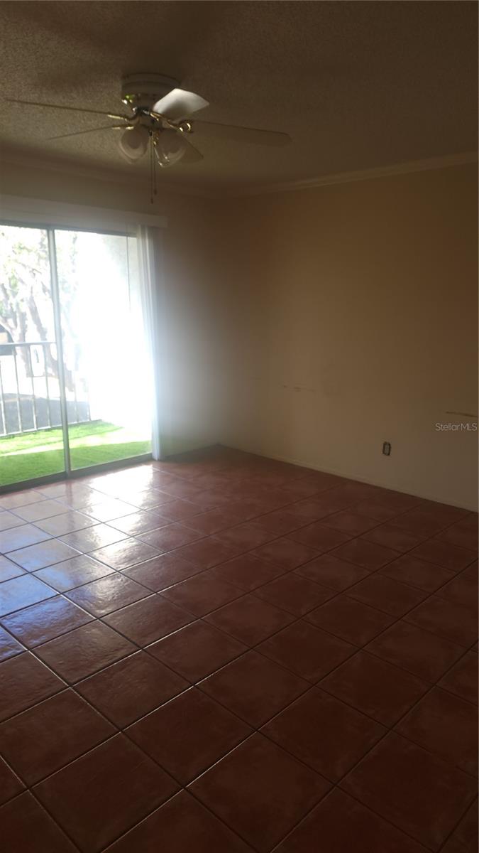 Image 4 of 12 For 14460 Reuter Strasse Circle 718