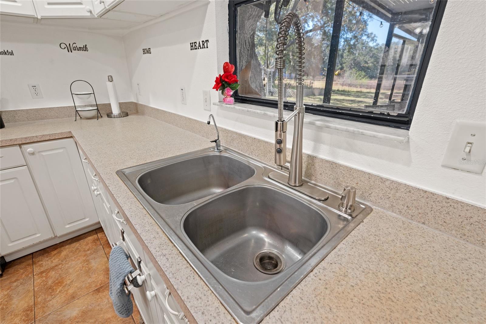 Image 18 of 52 For 10100 Frierson Lake Drive