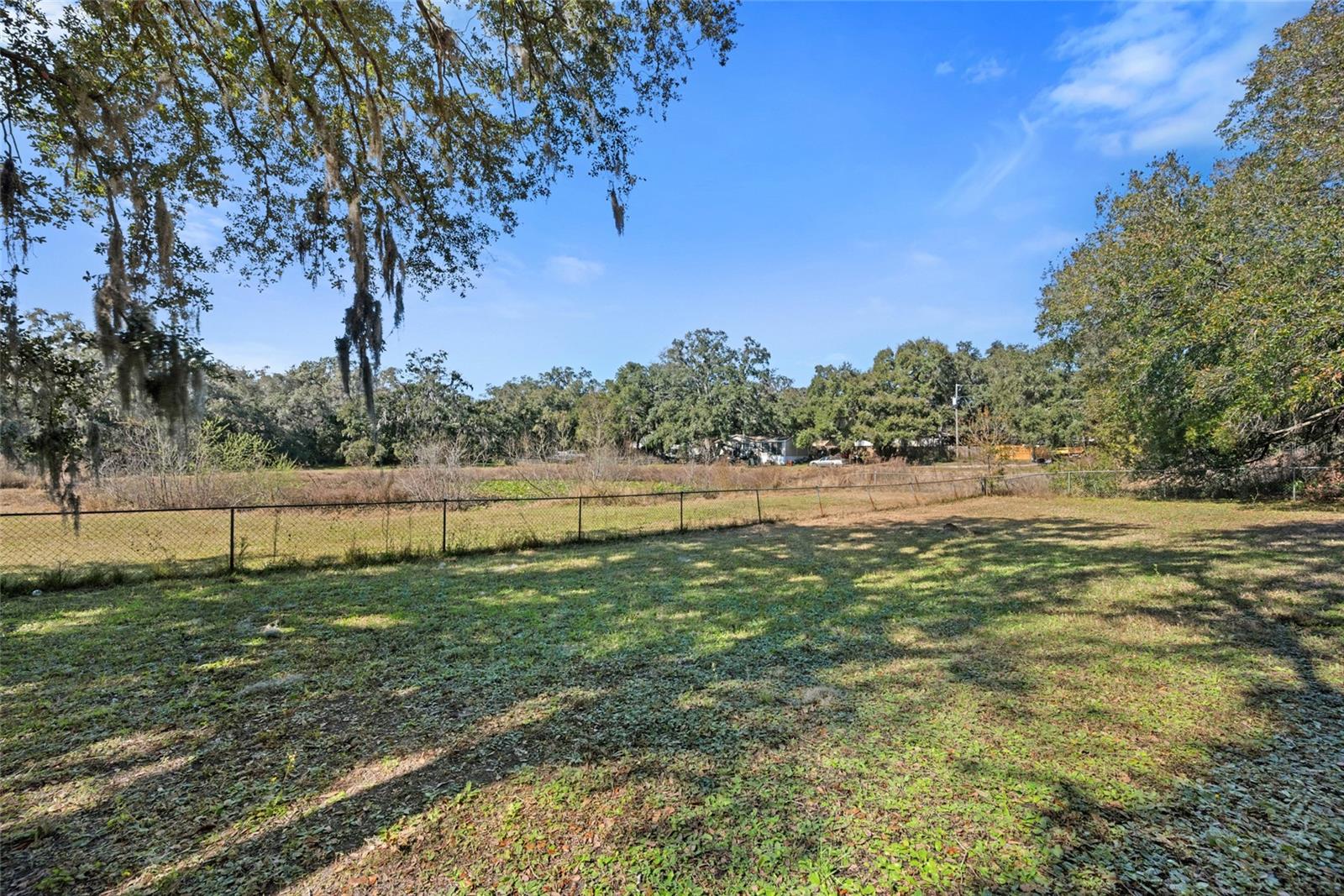 Image 38 of 52 For 10100 Frierson Lake Drive