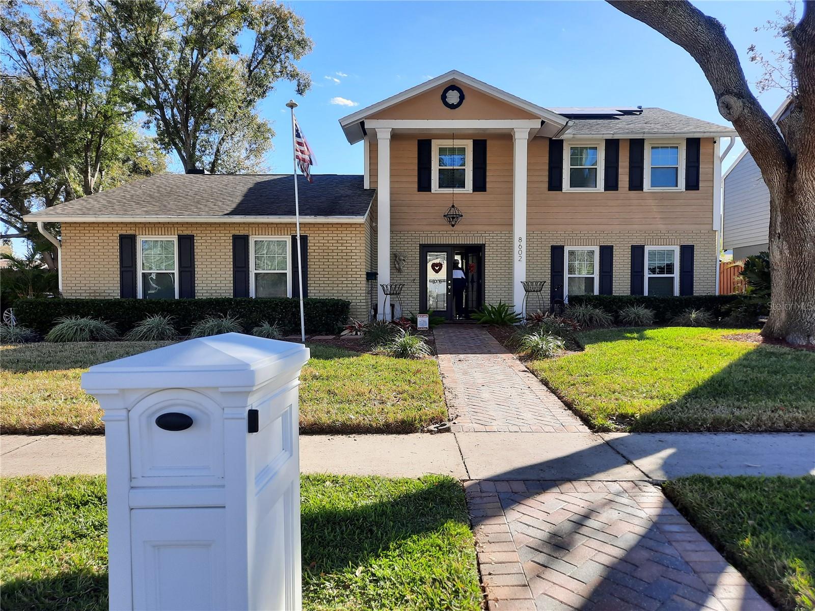 Details for 8602 Leighton Drive, TAMPA, FL 33614