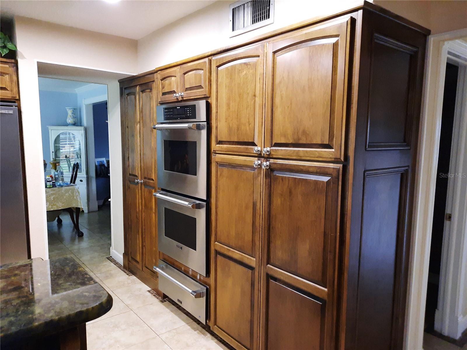 Image 6 of 19 For 8602 Leighton Drive