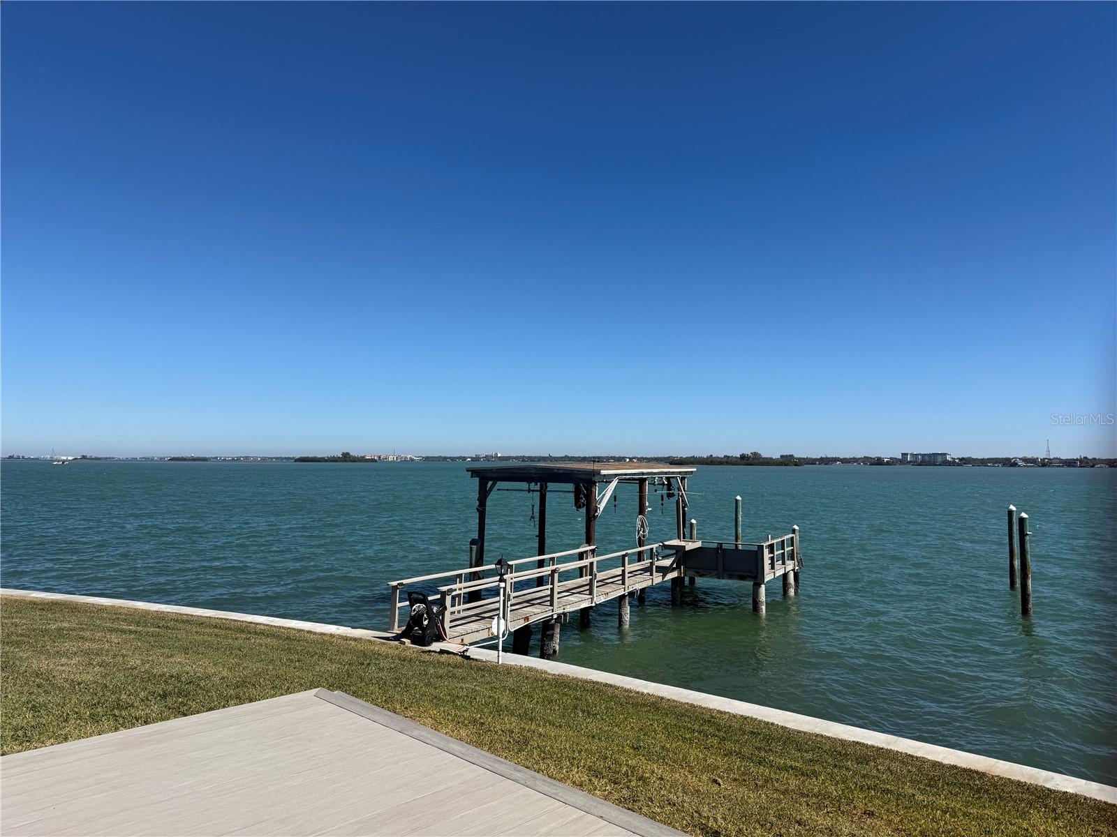 Image 14 of 15 For 615 Harbor Island