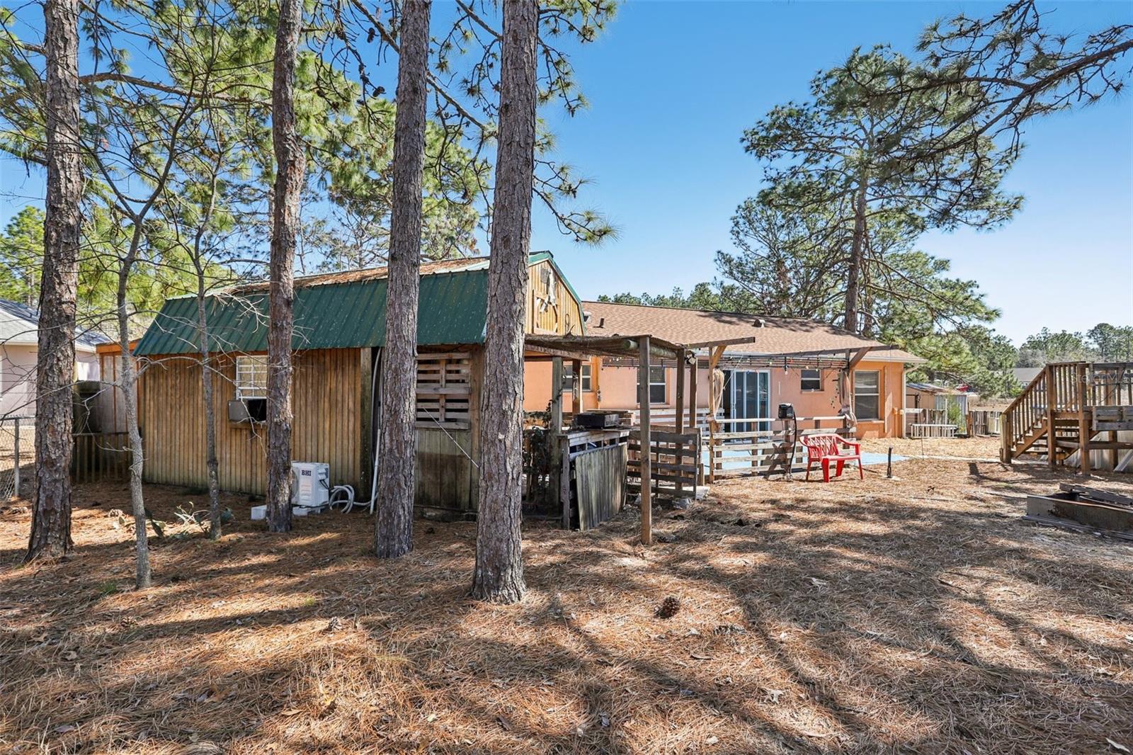Listing photo id 19 for 15327 Green Jay Road