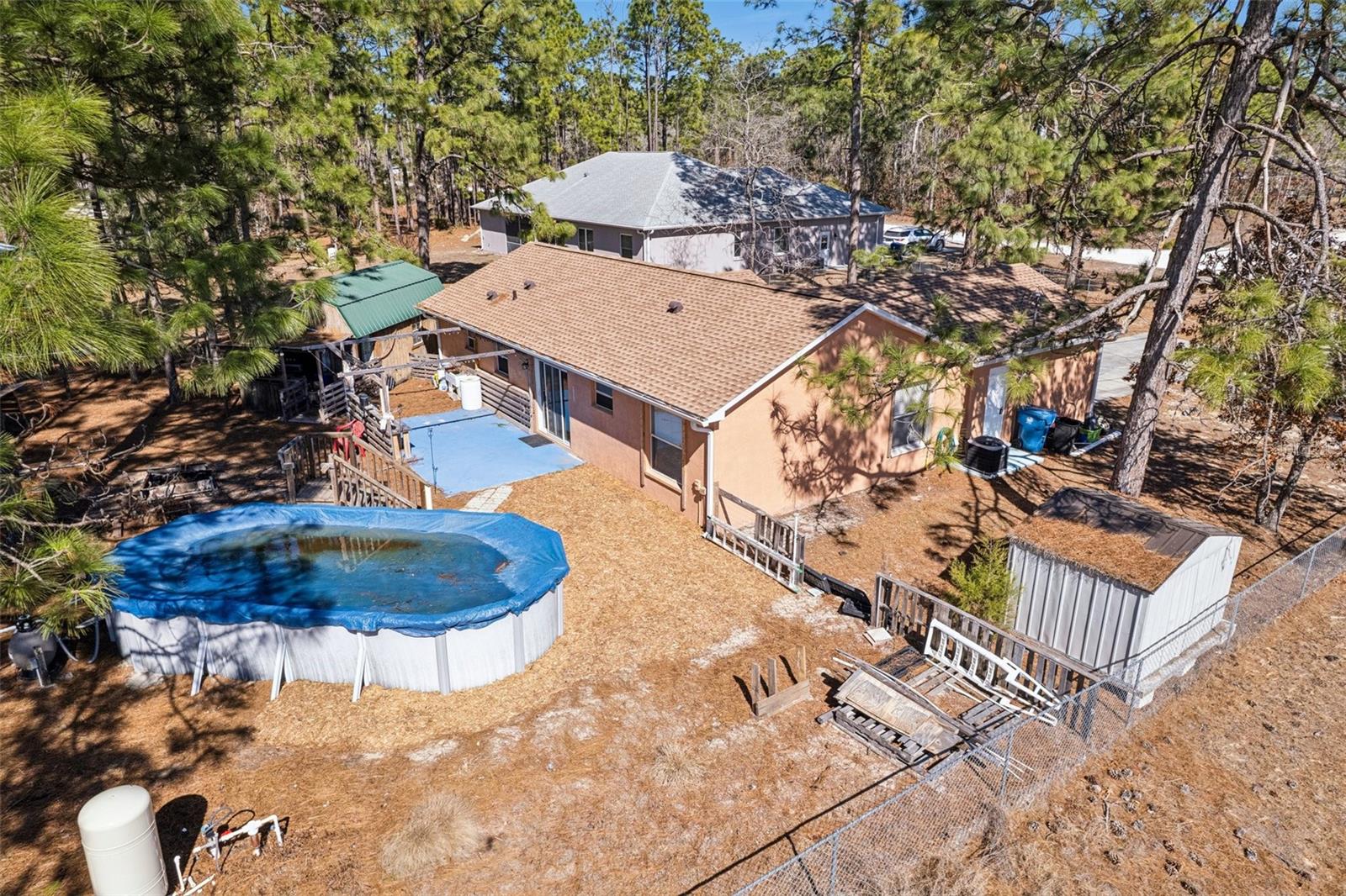 Listing photo id 23 for 15327 Green Jay Road