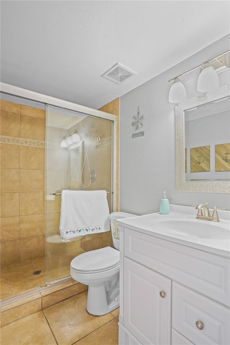 Image 12 of 14 For 1750 Belleair Forest Drive C20