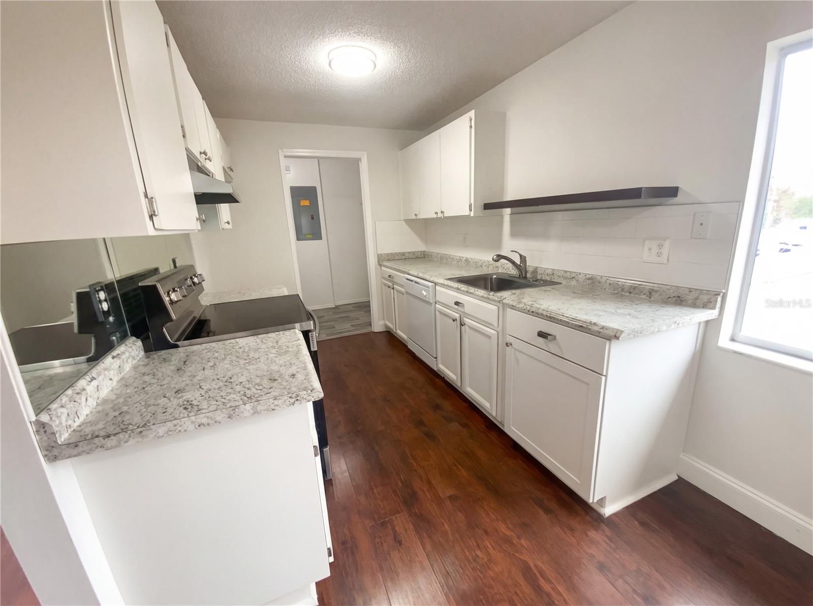 Image 10 of 29 For 7724 St Andrews Boulevard 7724