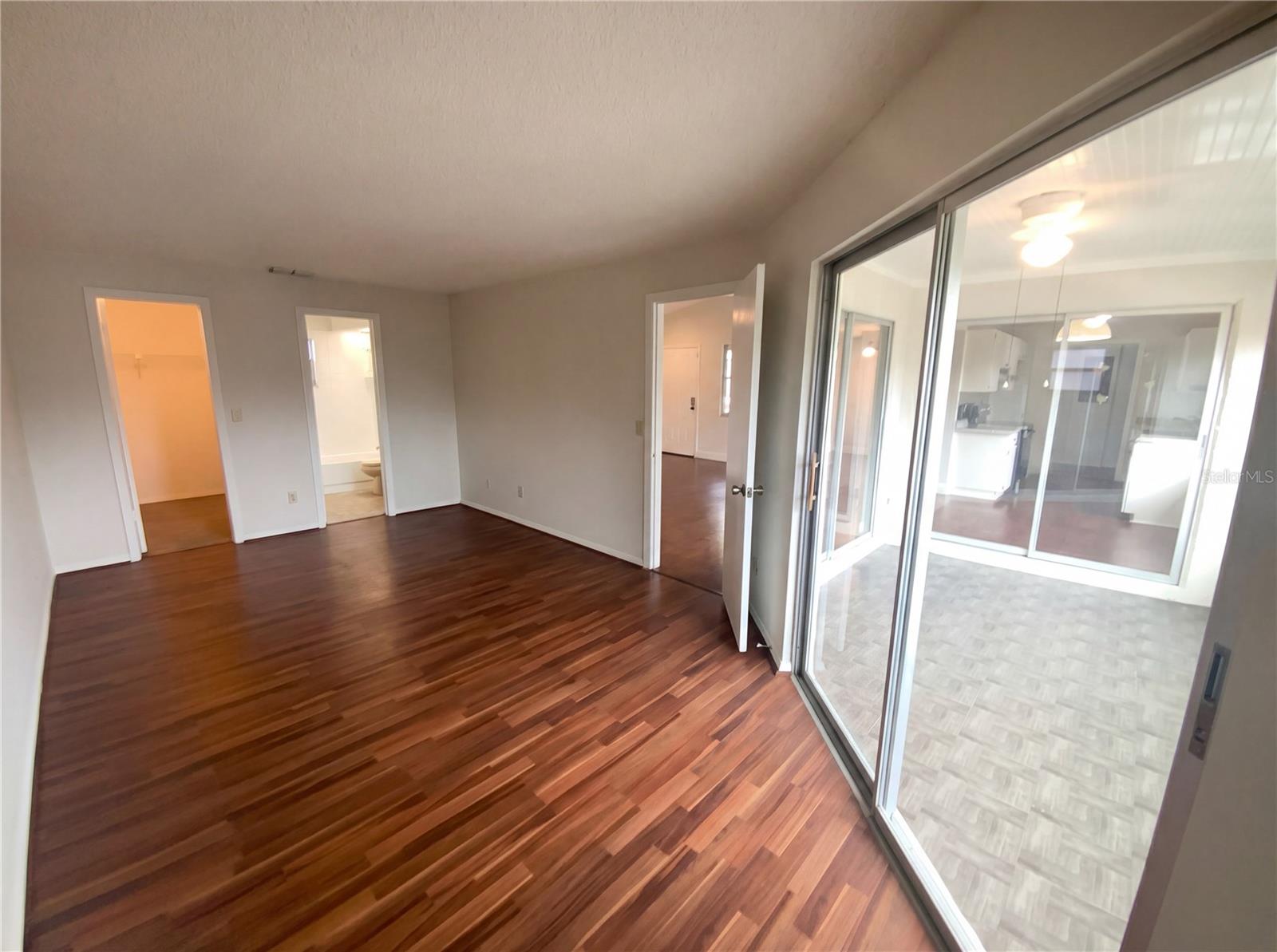 Image 16 of 29 For 7724 St Andrews Boulevard 7724