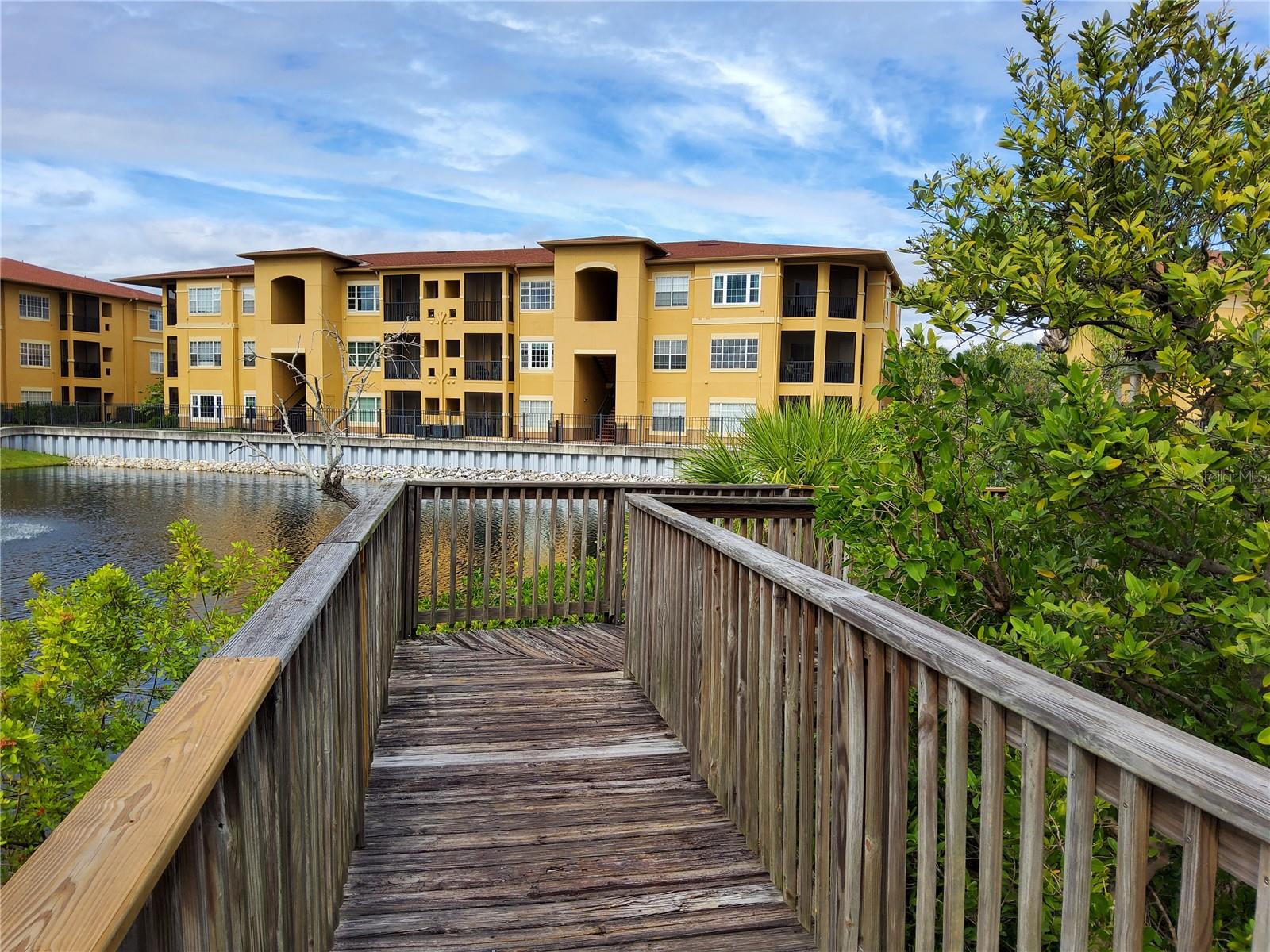 Image 11 of 20 For 4333 Bayside Village Drive 224