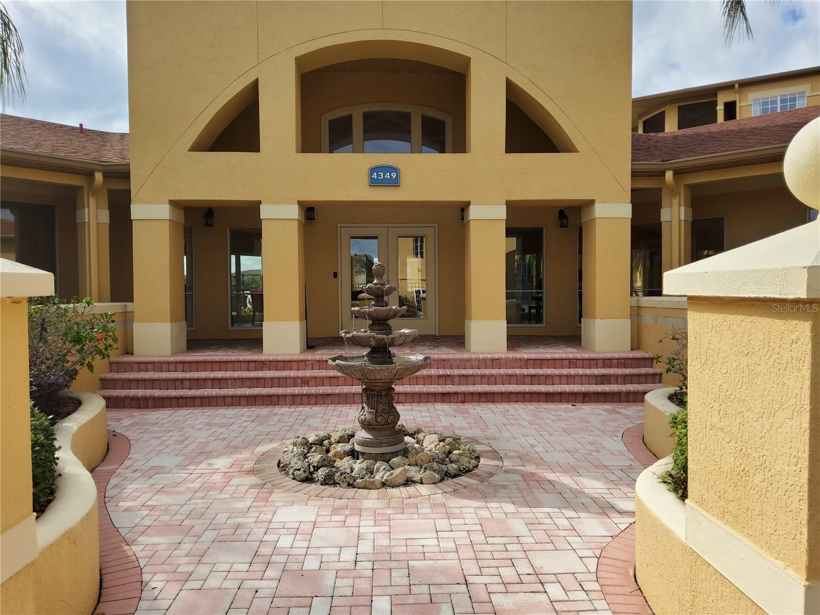 Image 12 of 20 For 4333 Bayside Village Drive 224