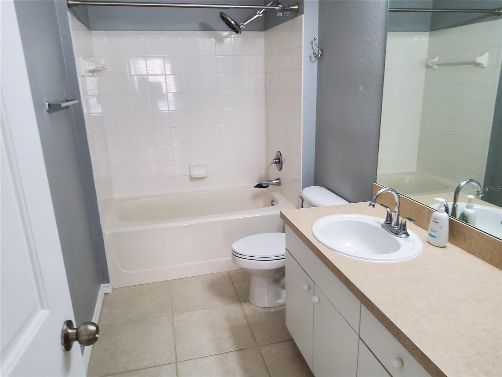 Image 8 of 20 For 4333 Bayside Village Drive 224