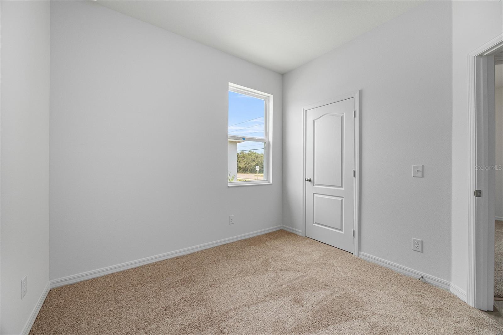 Image 17 of 19 For 247 Big Sioux Drive