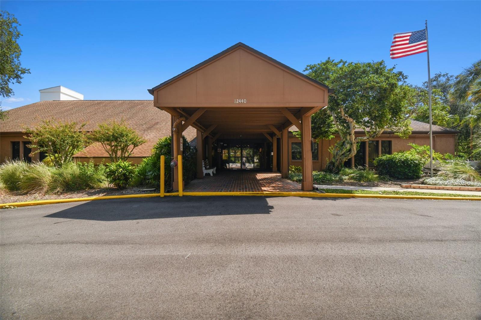 Image 26 of 40 For 12520 Coffee Hill Row