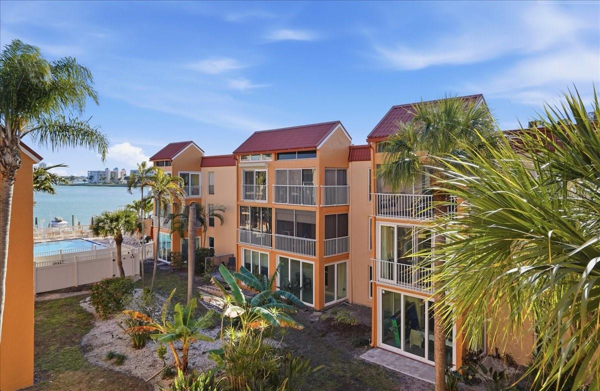 Image 4 of 19 For 8921 Blind Pass Road 338