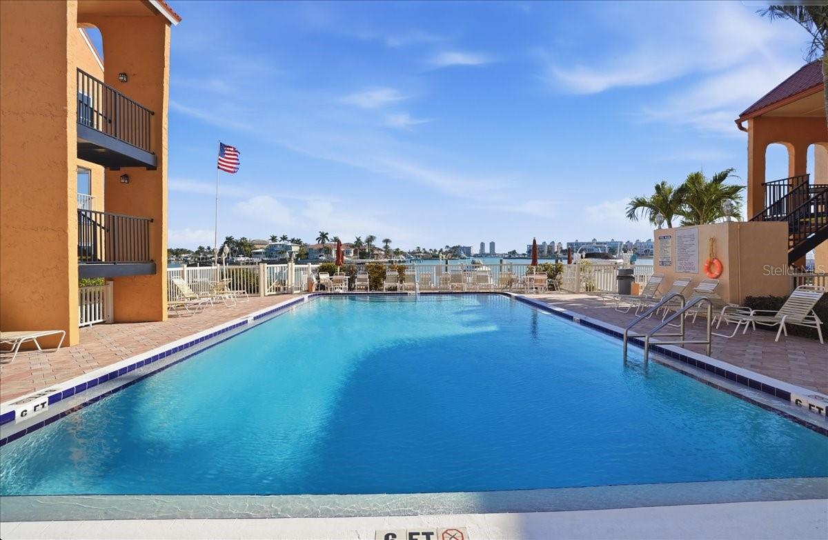 Image 6 of 19 For 8921 Blind Pass Road 338