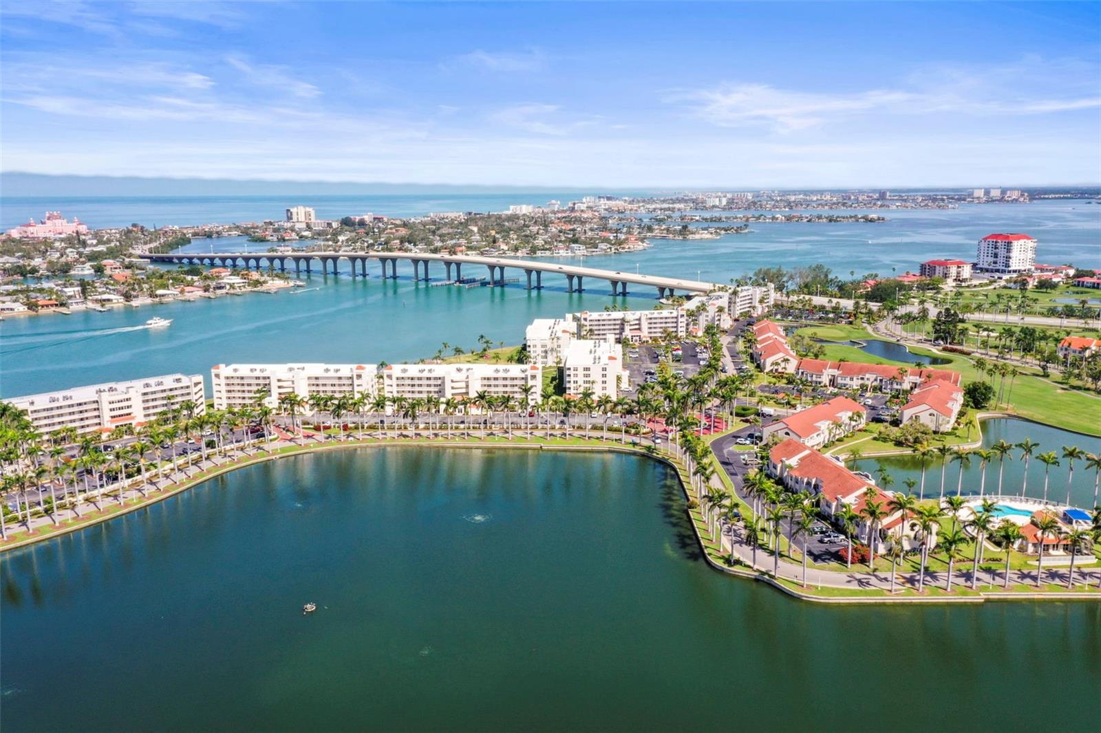 Image 19 of 22 For 5901 Bahia Del Mar Circle 124