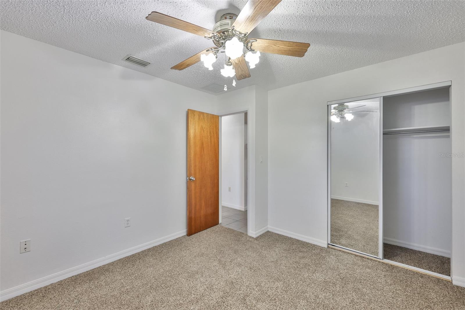 Image 16 of 25 For 7201 21st Avenue