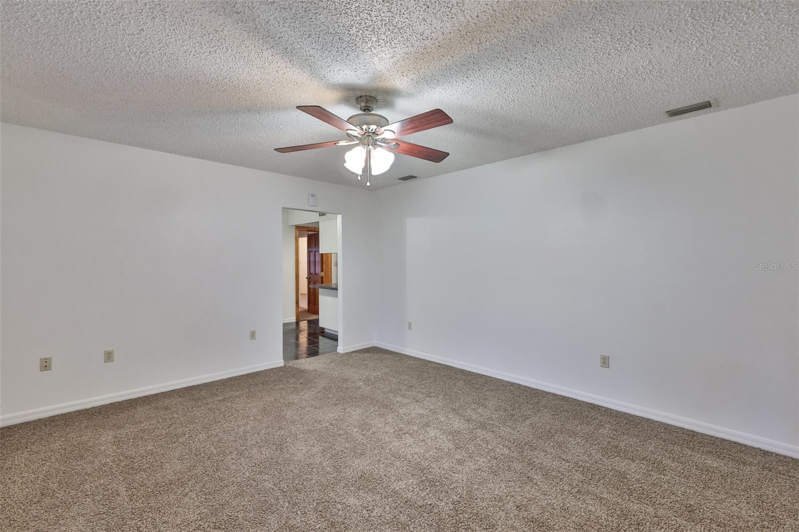 Image 4 of 25 For 7201 21st Avenue