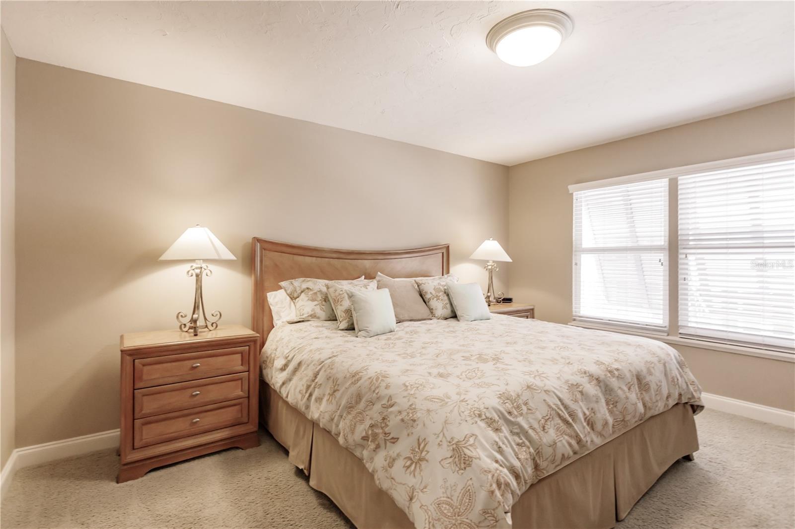 Image 19 of 27 For 6052 Peppertree Way 235b