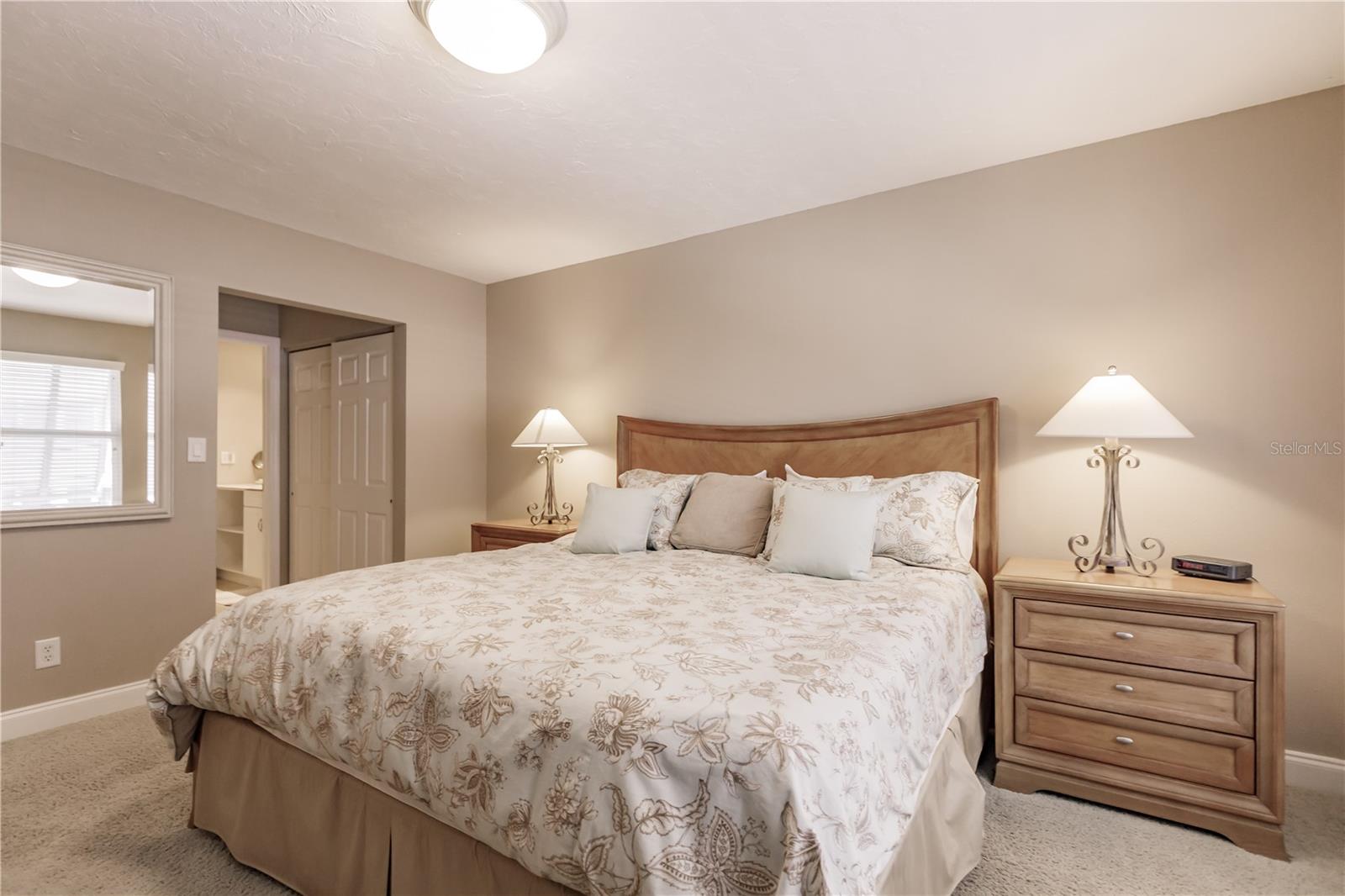 Image 21 of 27 For 6052 Peppertree Way 235b