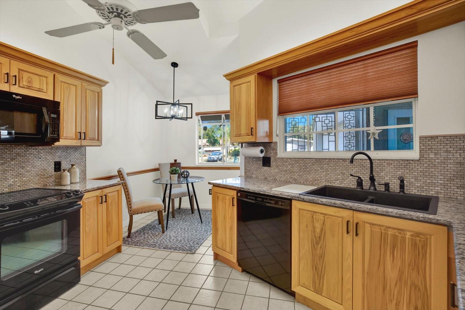 Image 6 of 31 For 4684 Huron Road