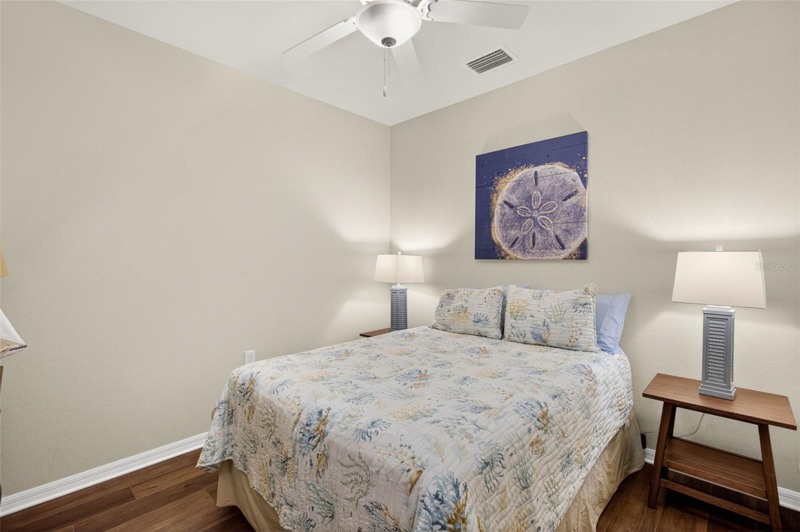 Image 27 of 39 For 13671 Julias Way 1225