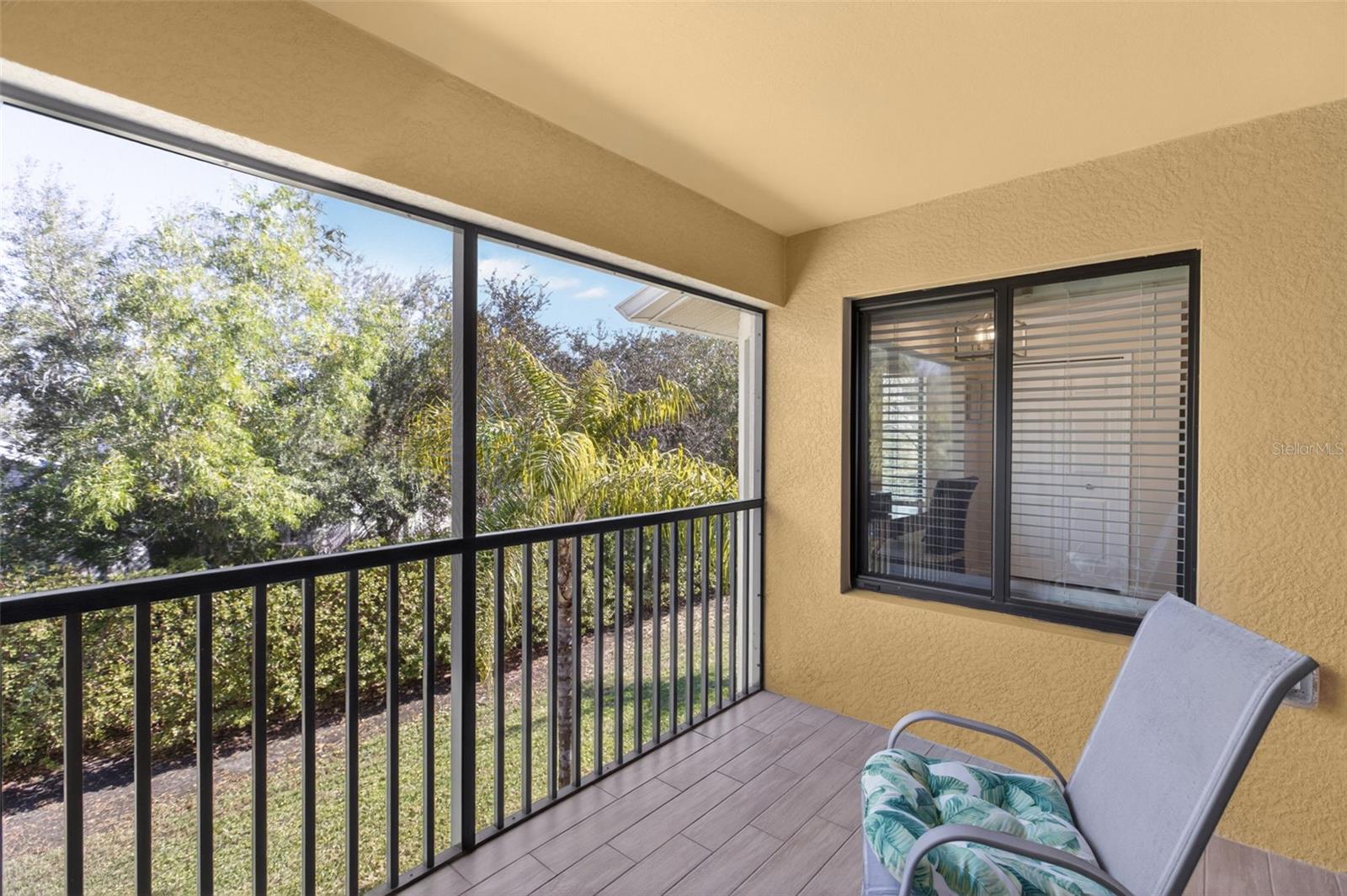 Image 29 of 39 For 13671 Julias Way 1225