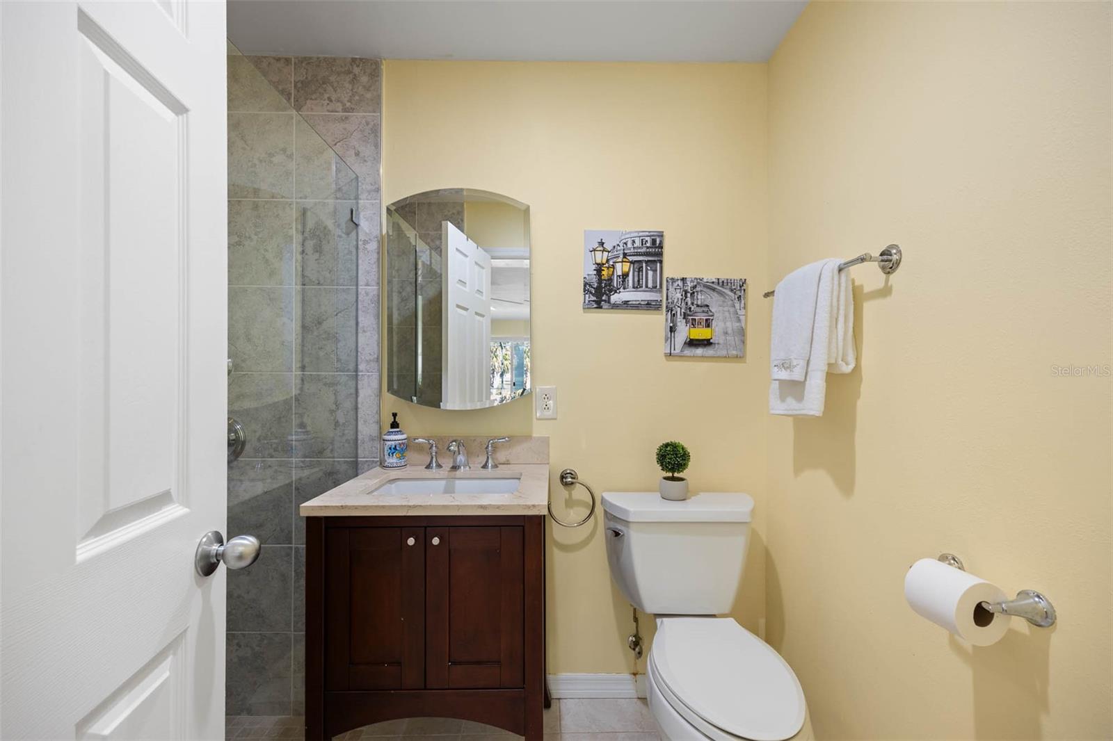 Image 21 of 42 For 2120 Mangrum Drive