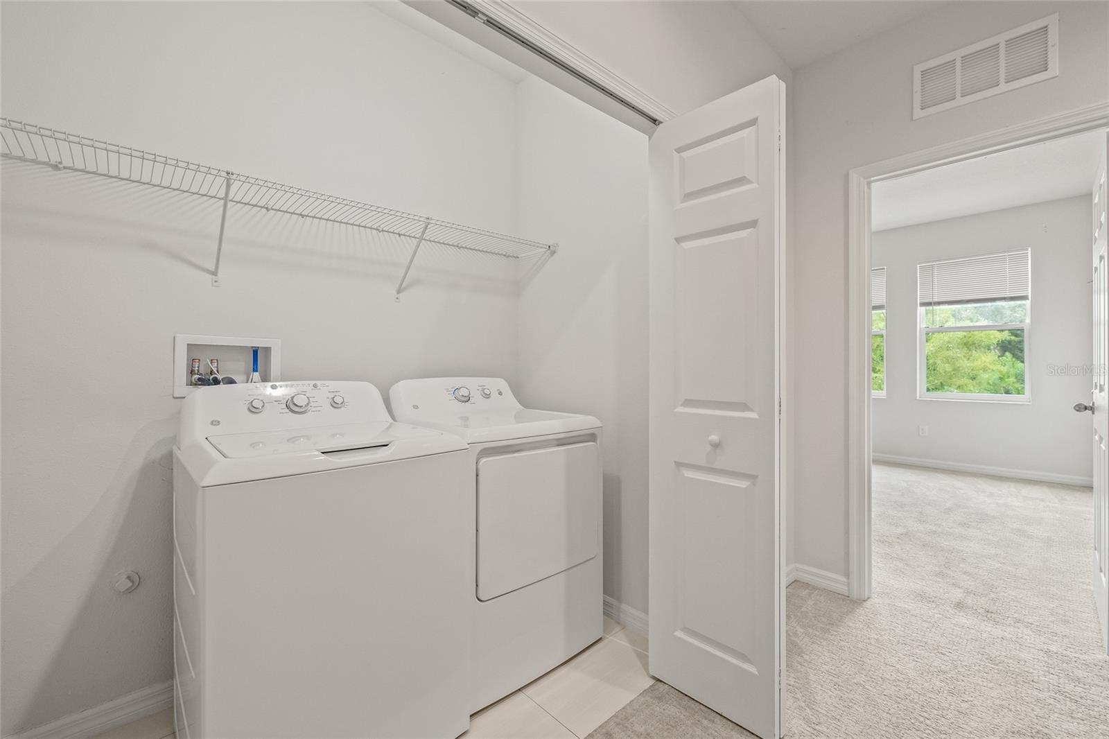 Image 16 of 56 For 1950 Lake Ridge Boulevard