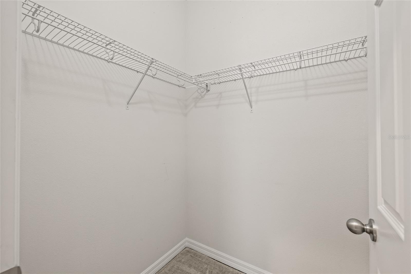 Image 22 of 56 For 1950 Lake Ridge Boulevard