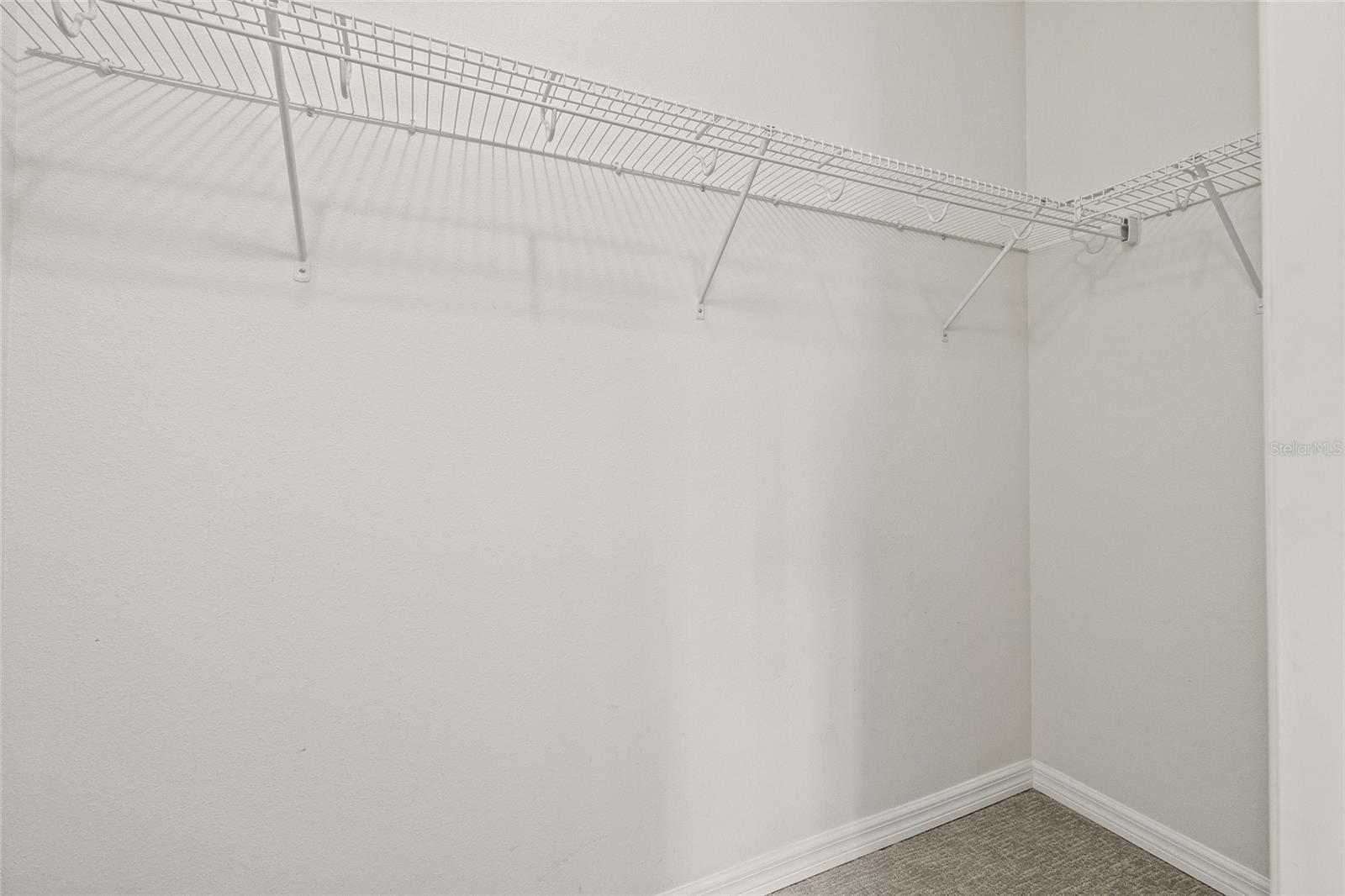 Image 28 of 56 For 1950 Lake Ridge Boulevard