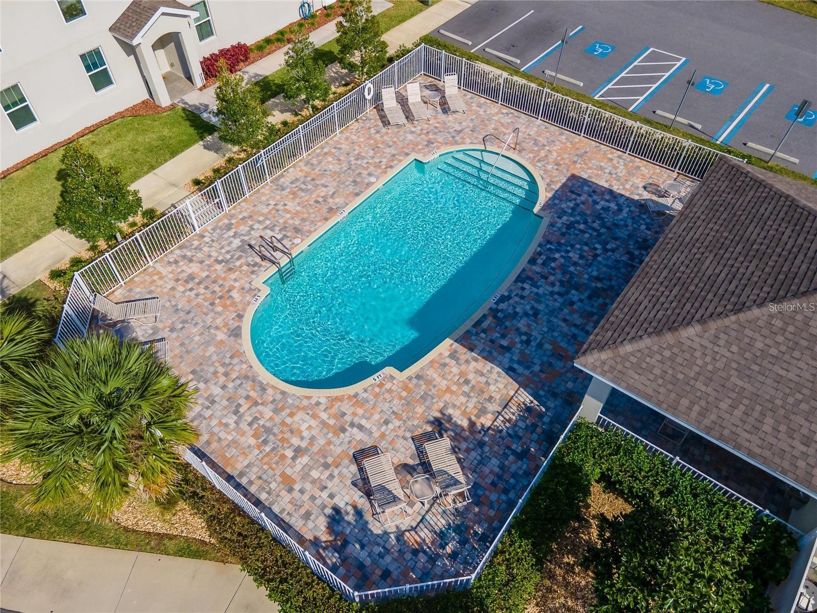 Image 3 of 56 For 1950 Lake Ridge Boulevard