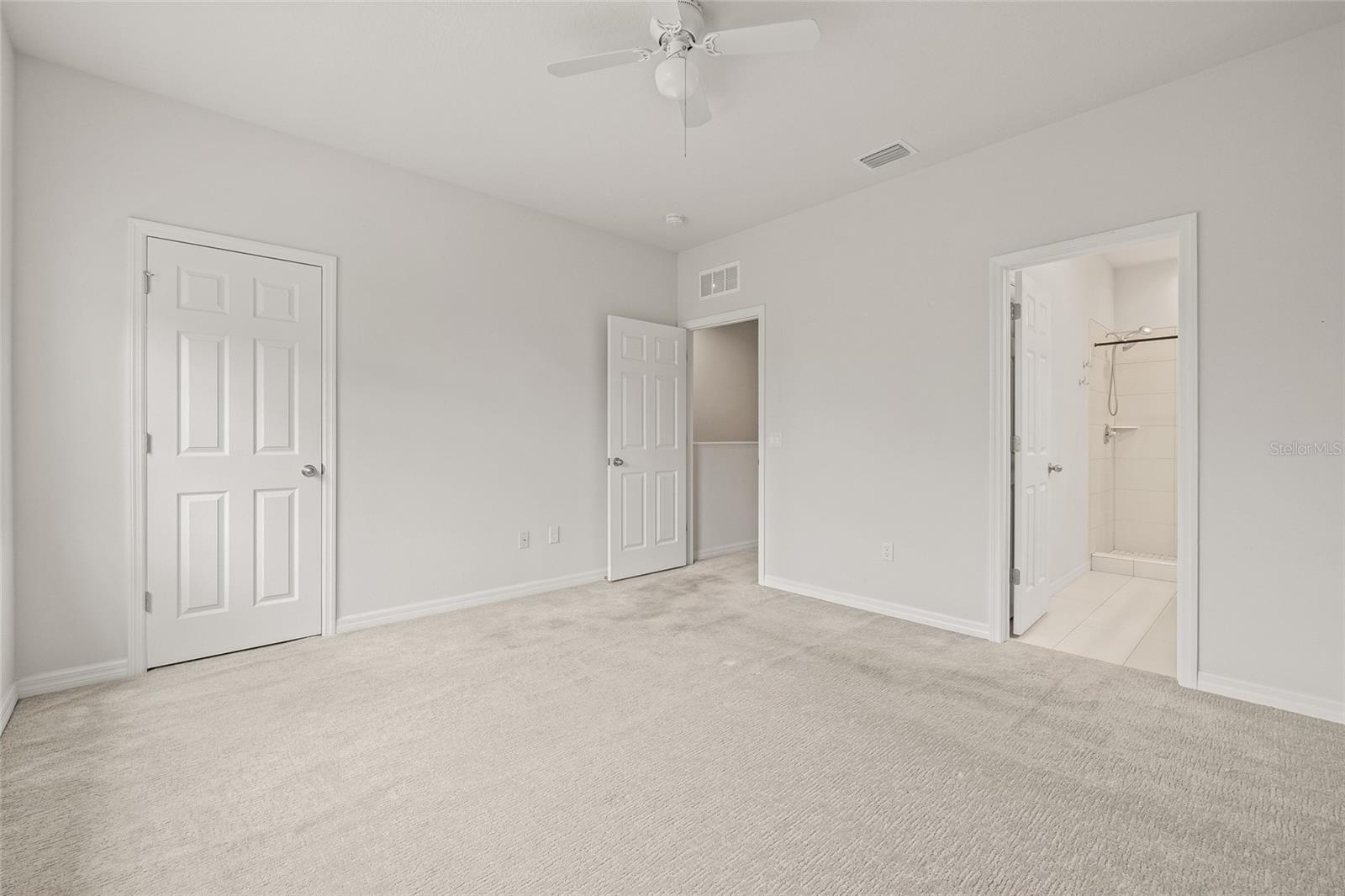 Image 31 of 56 For 1950 Lake Ridge Boulevard