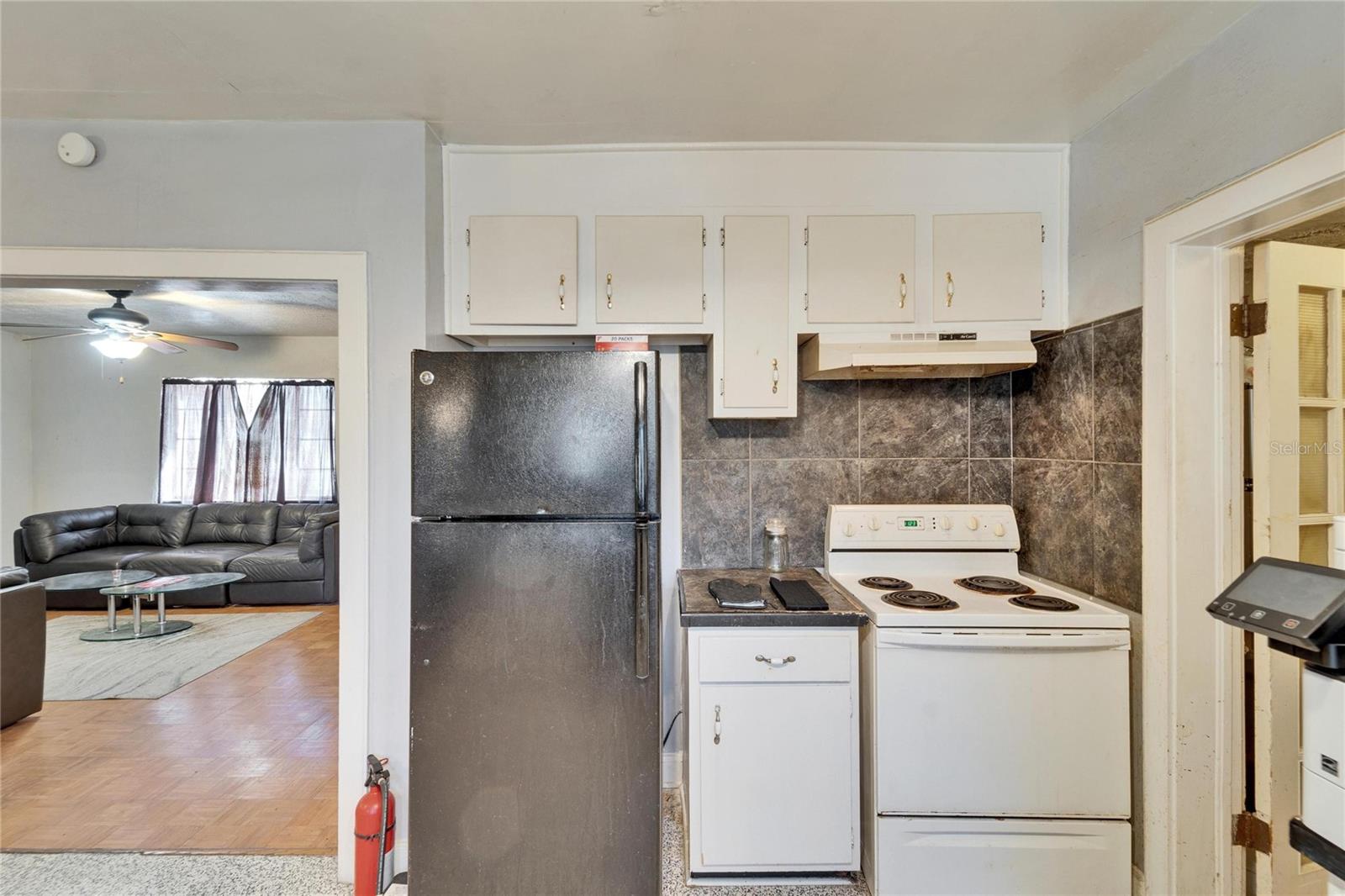 Image 14 of 40 For 2606 Boulevard